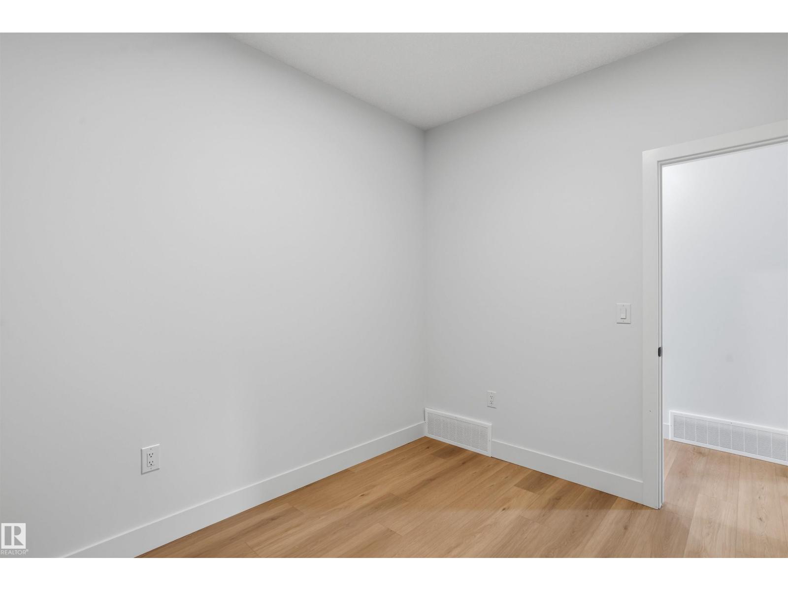 8421 223a St Nw Property Photo 9
