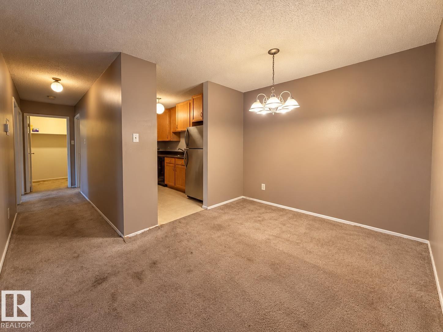 #2 11608 28 Av Nw Property Photo 6