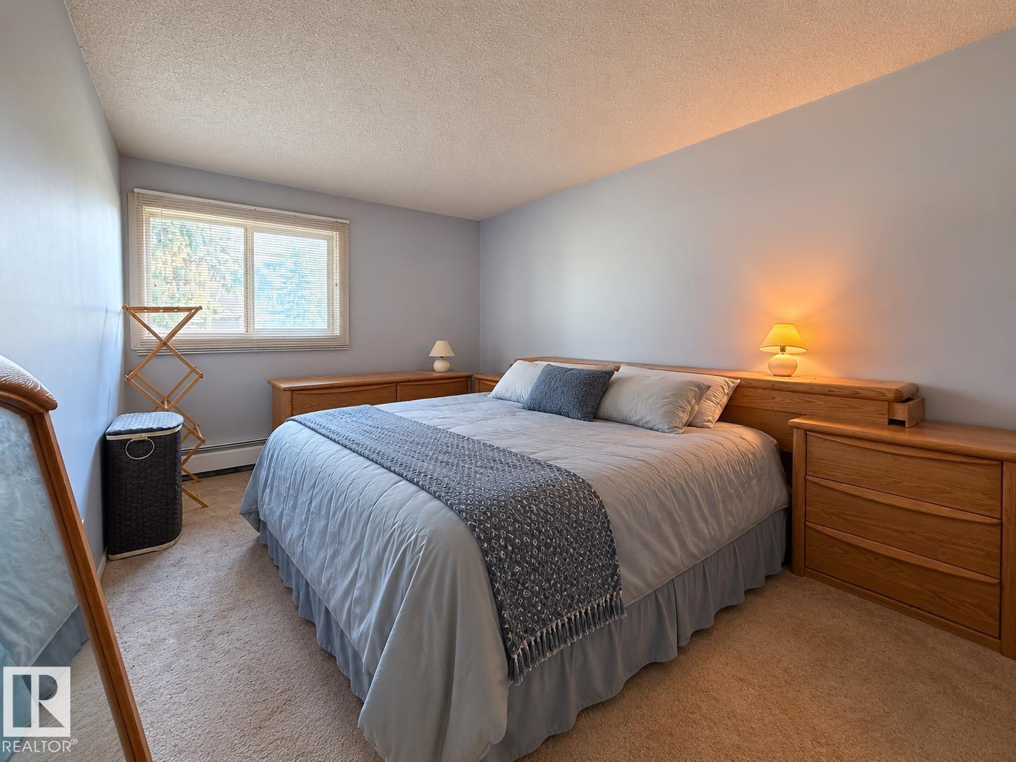 #2 11608 28 Av Nw Property Photo 9