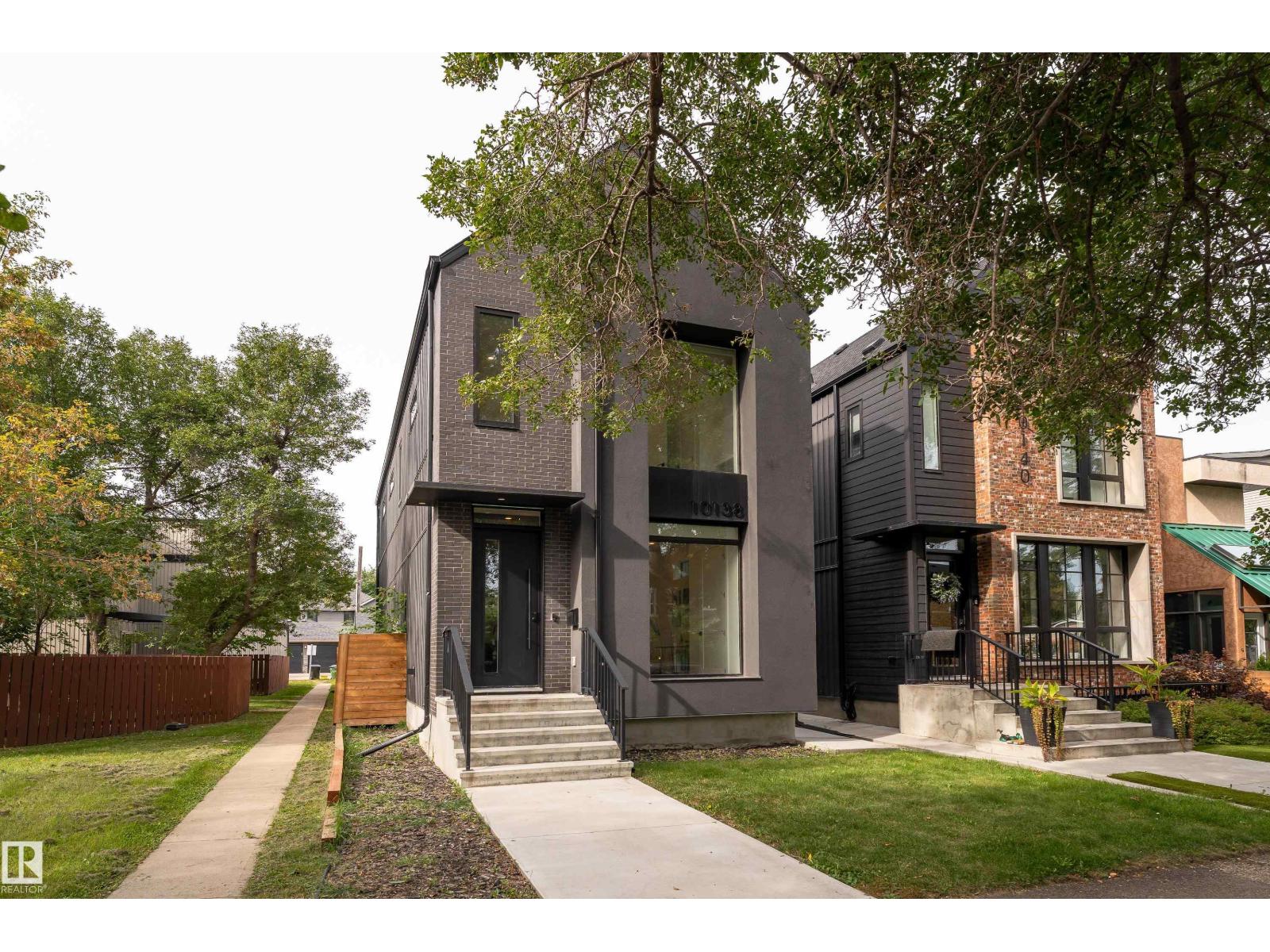 10138 90 St Nw Nw Property Photo 1