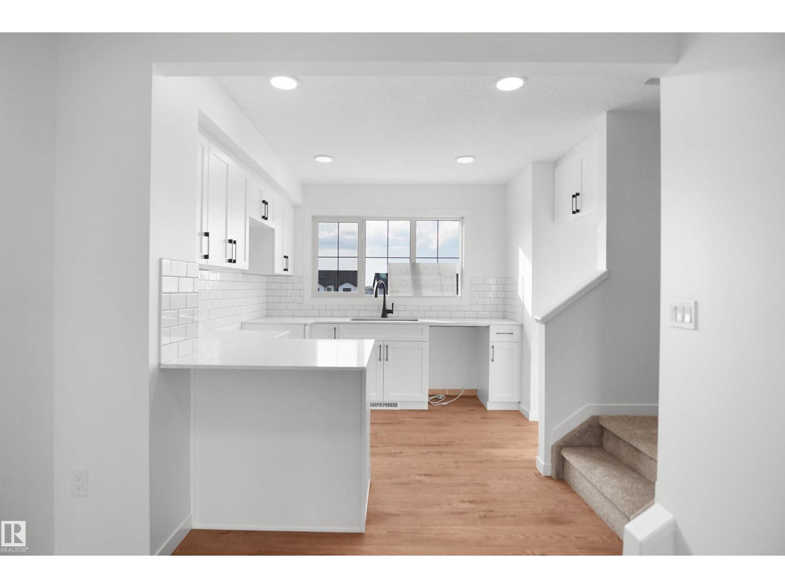 1429 9 St Nw Property Photo 8