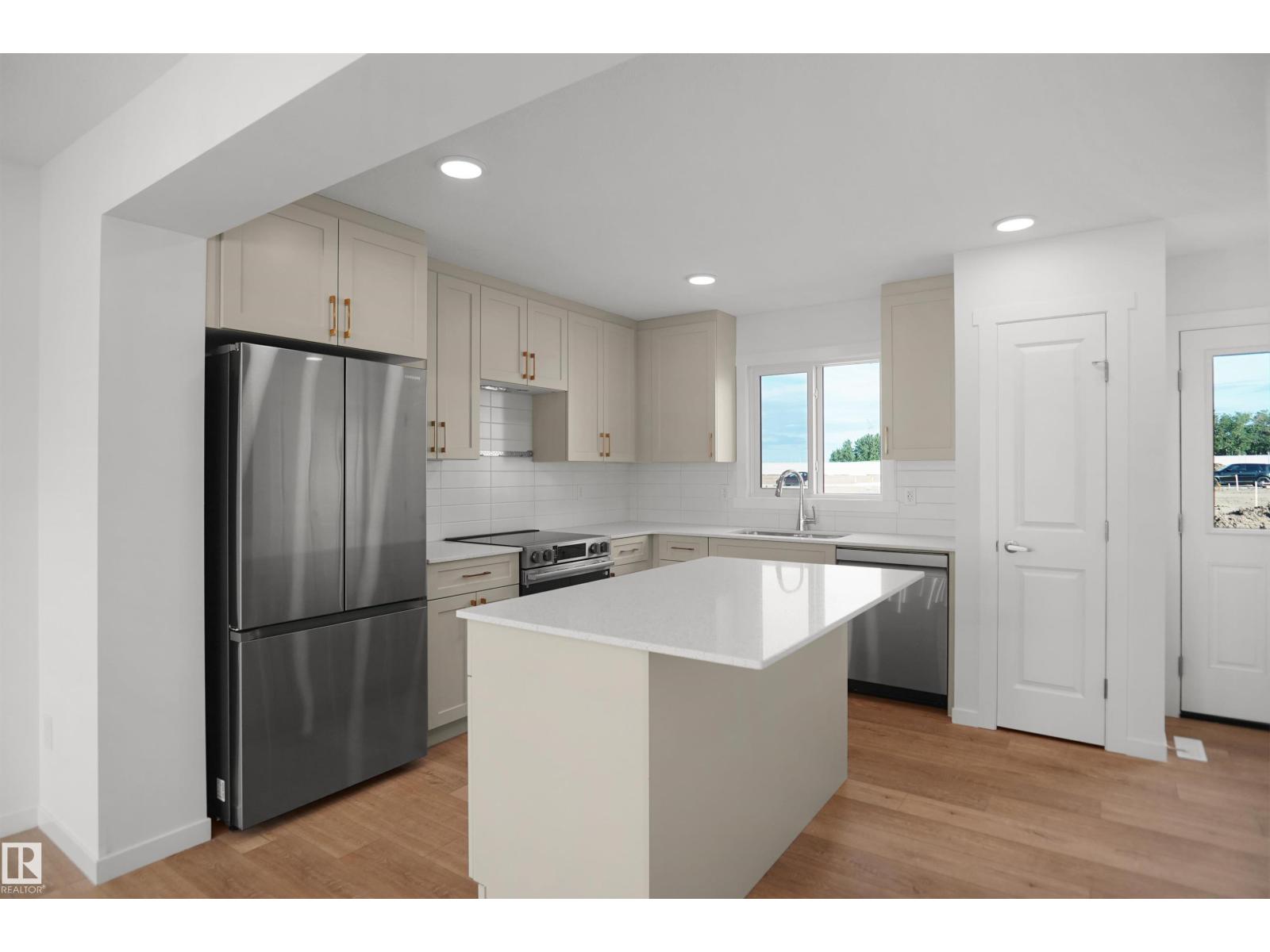 423 Aster Dr Nw Property Photo 12