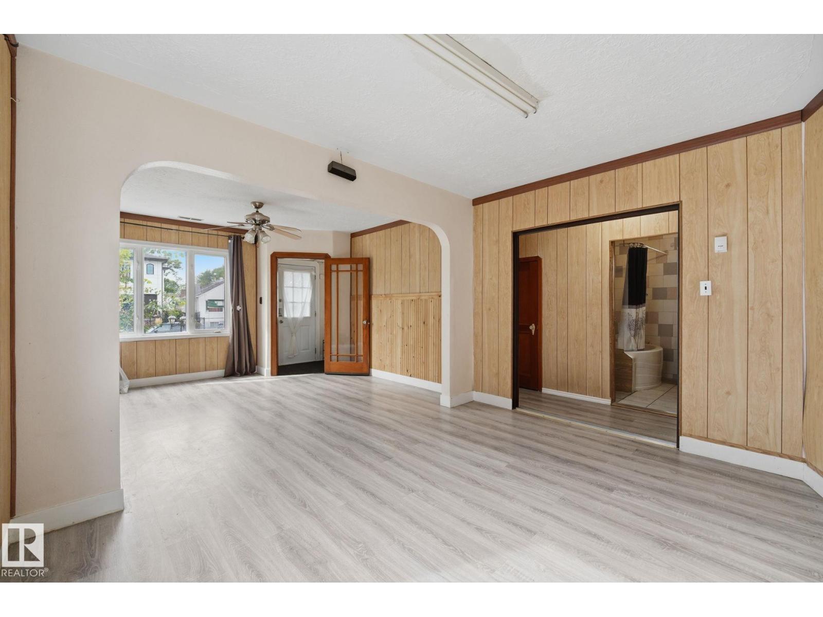 10917 96 St Nw Property Photo 7