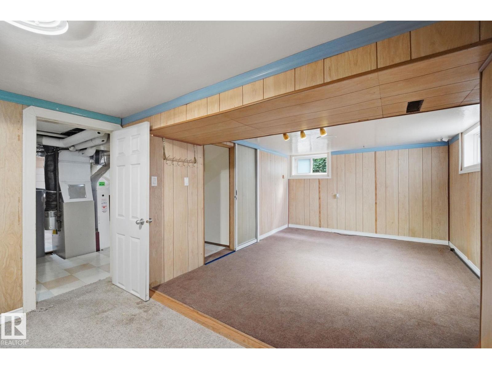 10917 96 St Nw Property Photo 21
