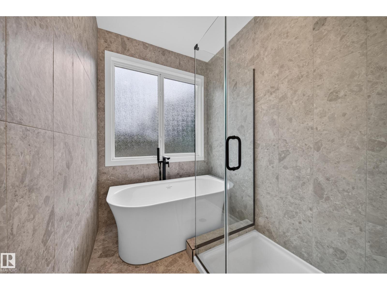 14610 85 Av Nw Property Photo 27
