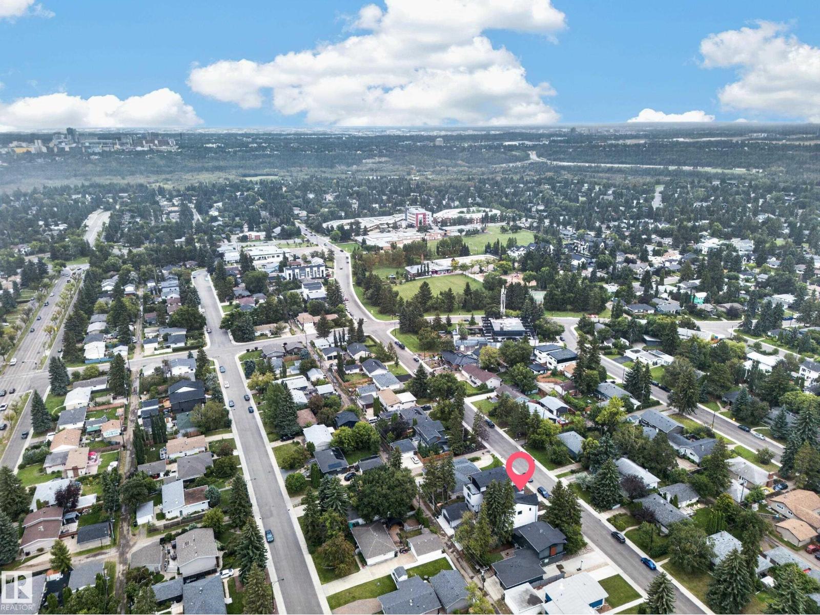 14610 85 Av Nw Property Photo 36