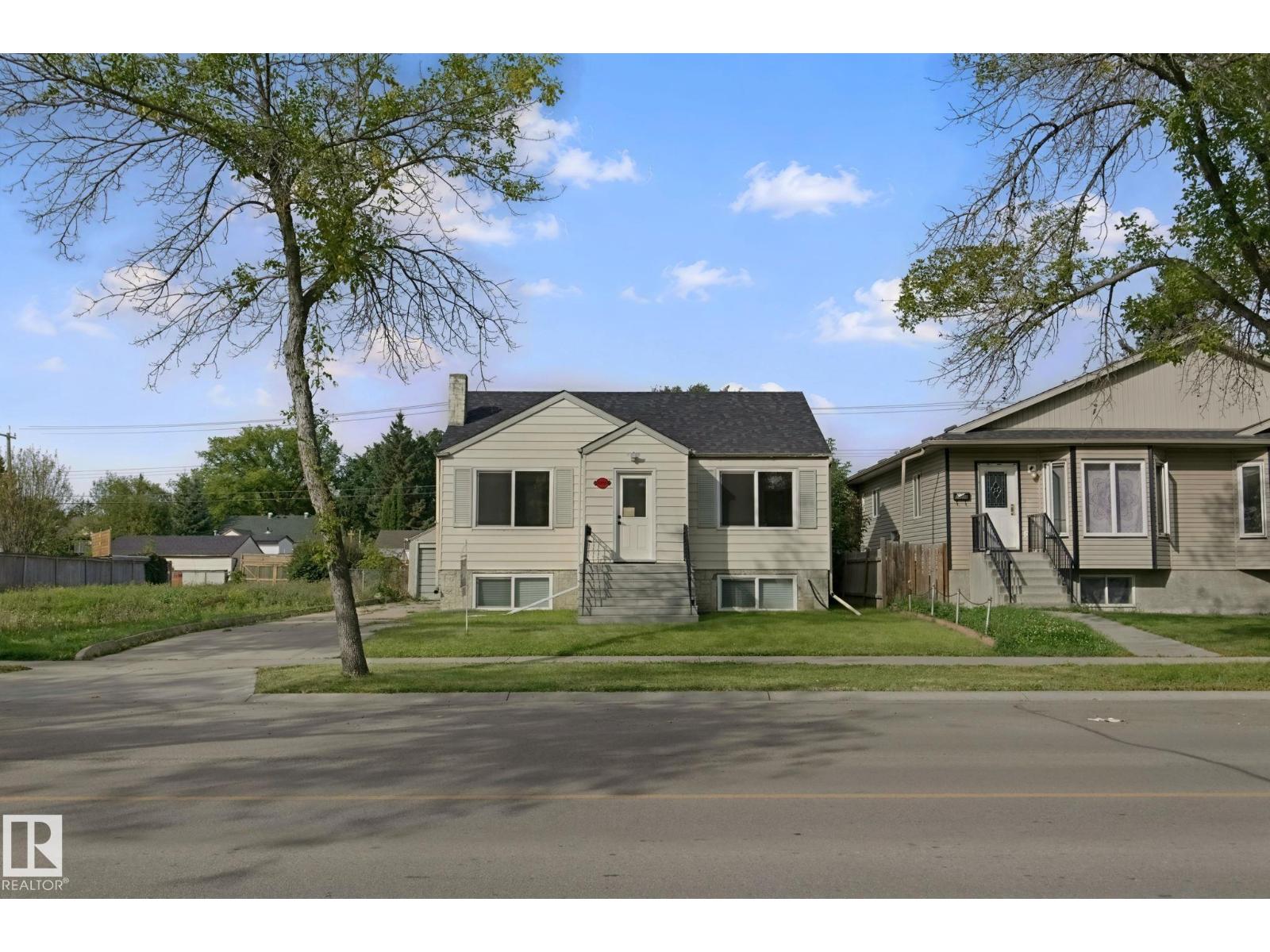 11914 124 St Nw Property Photo 1