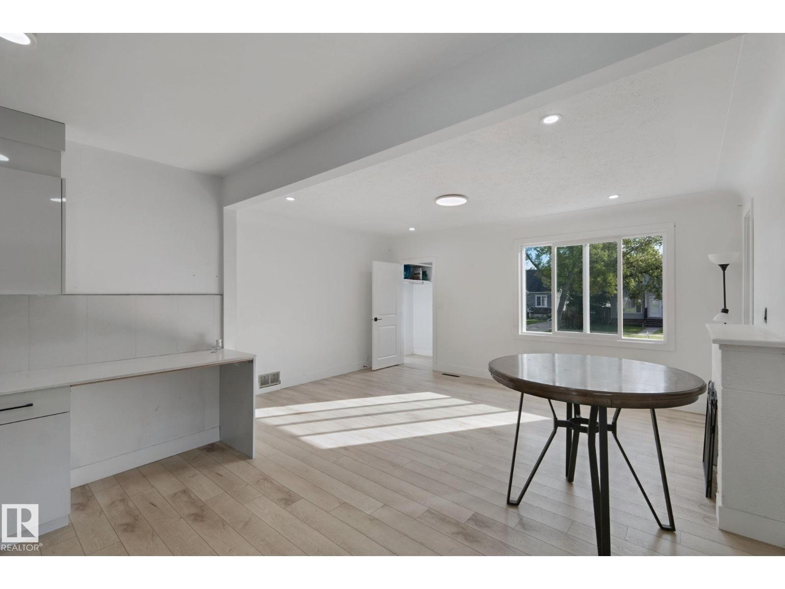 11914 124 St Nw Property Photo 6