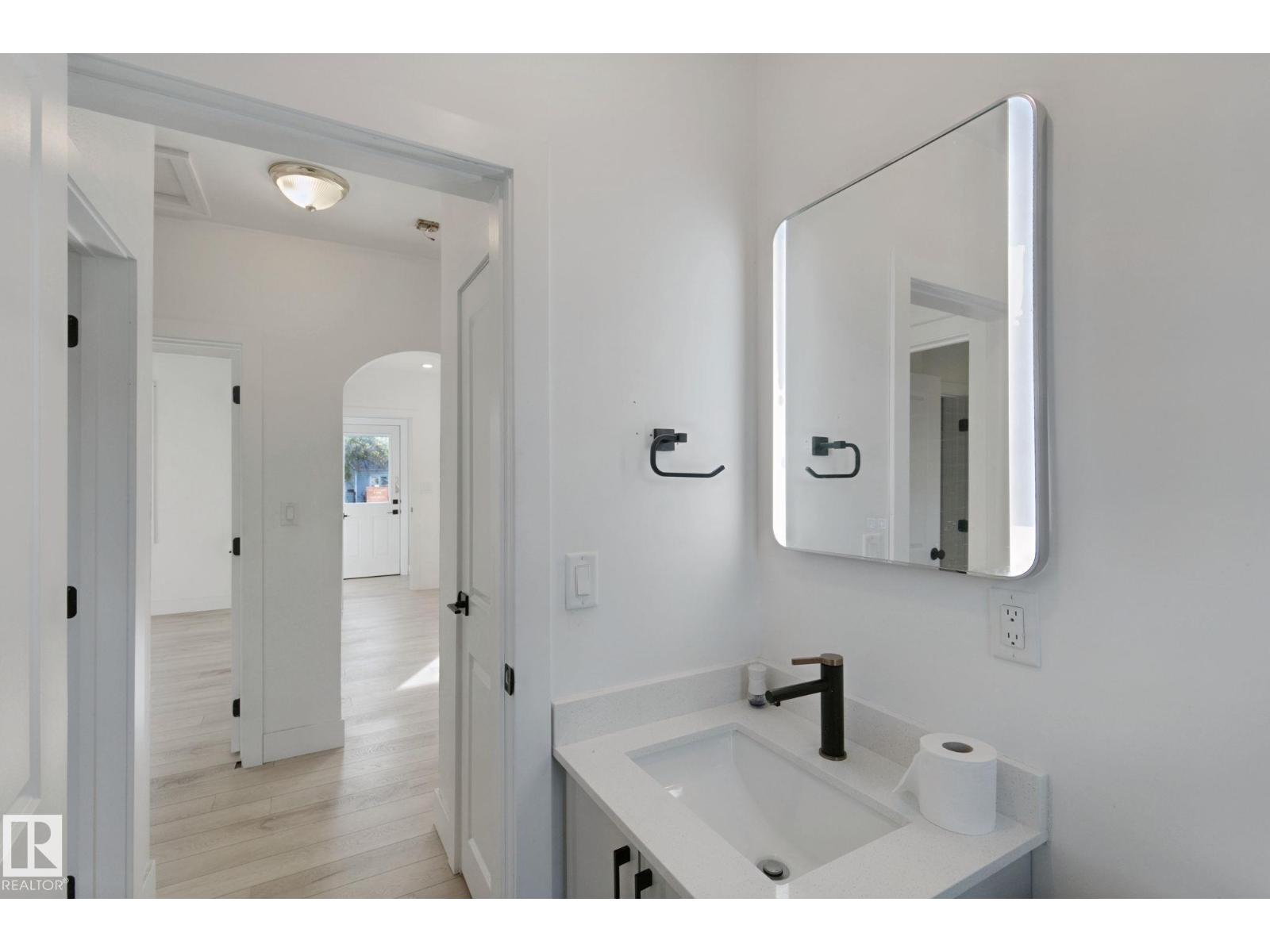 11914 124 St Nw Property Photo 27
