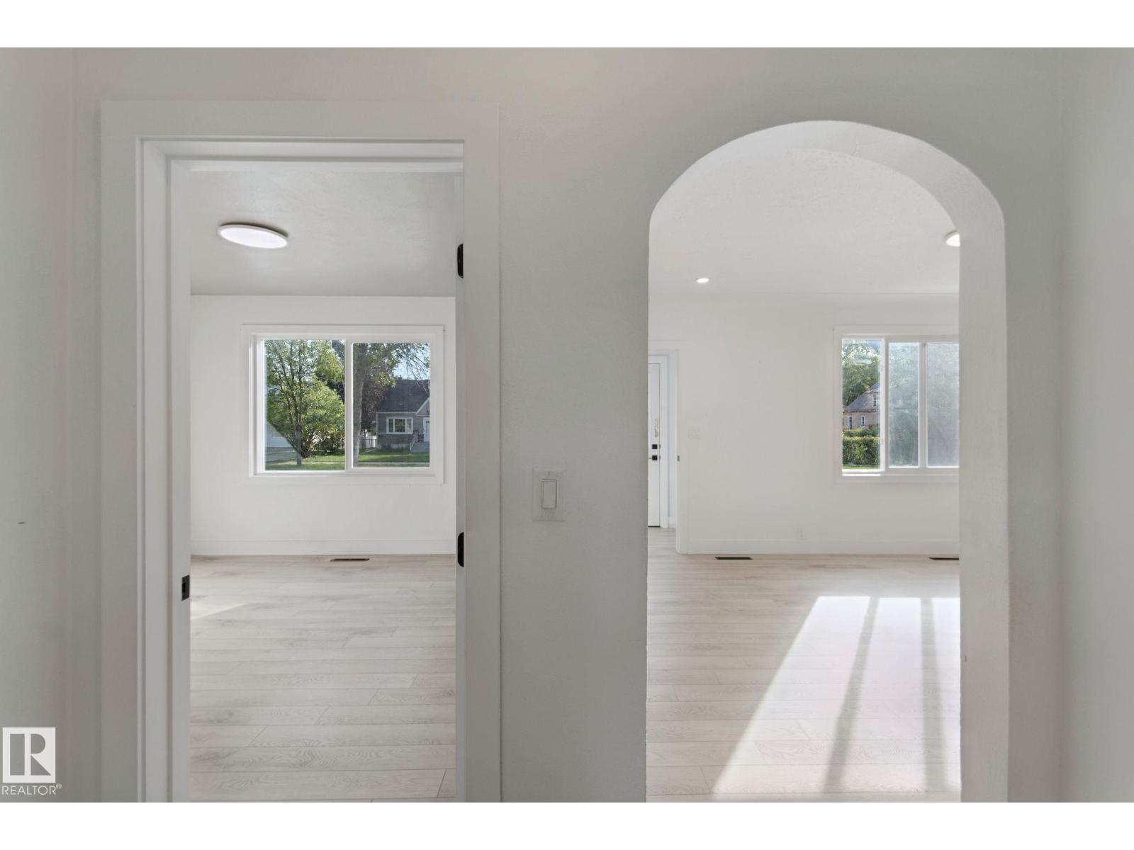11914 124 St Nw Property Photo 28