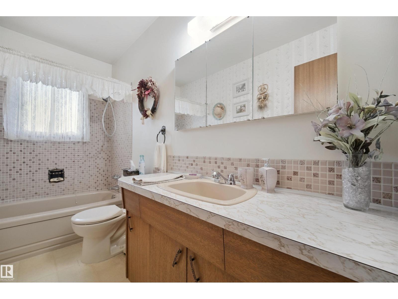 6920 152a Av Nw Property Photo 10