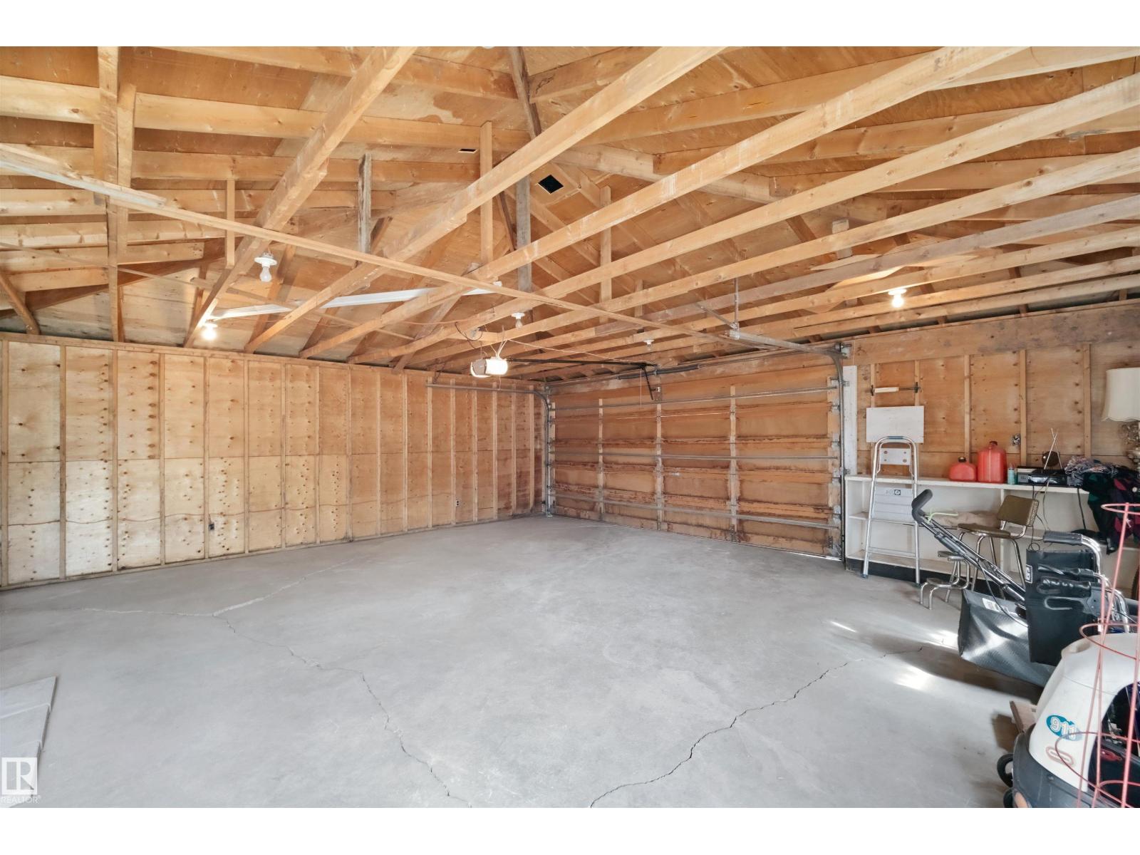 6920 152a Av Nw Property Photo 22