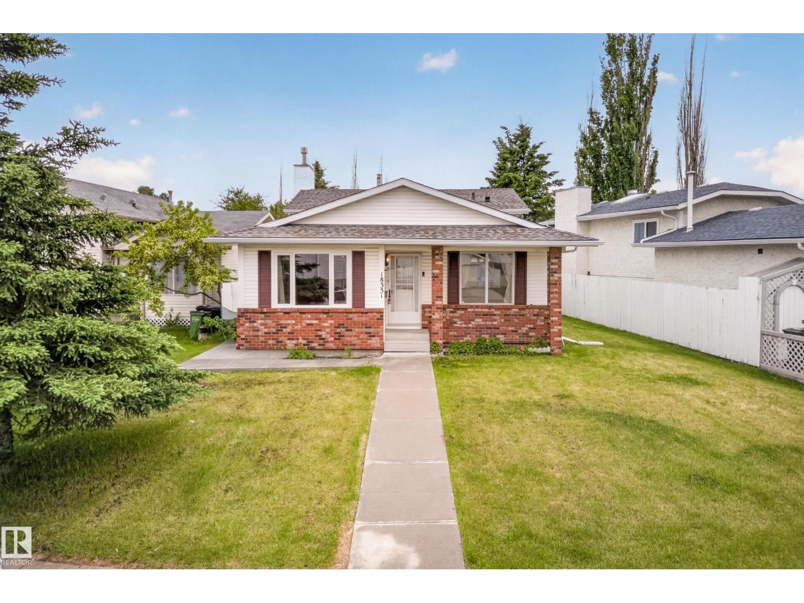 18351 77 Av Nw Property Photo 2