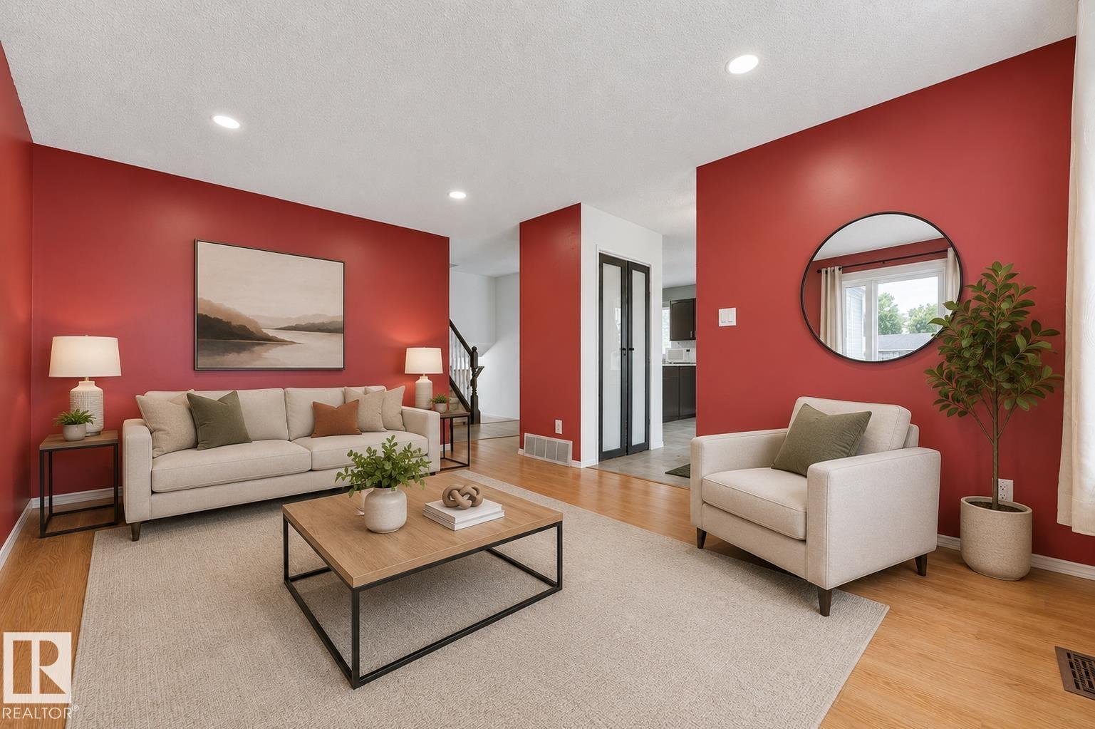 18351 77 Av Nw Property Photo 11