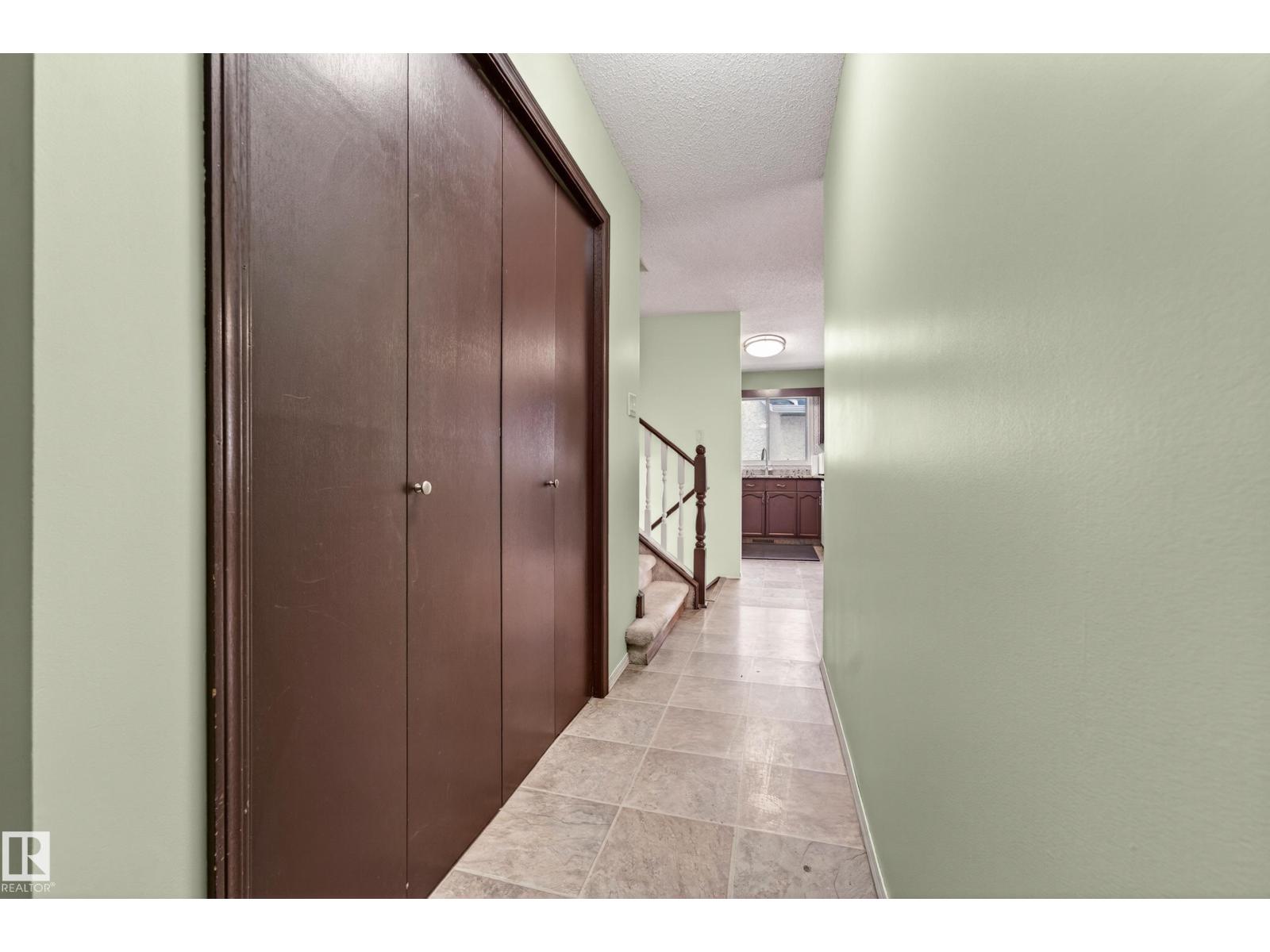 18351 77 Av Nw Property Photo 27