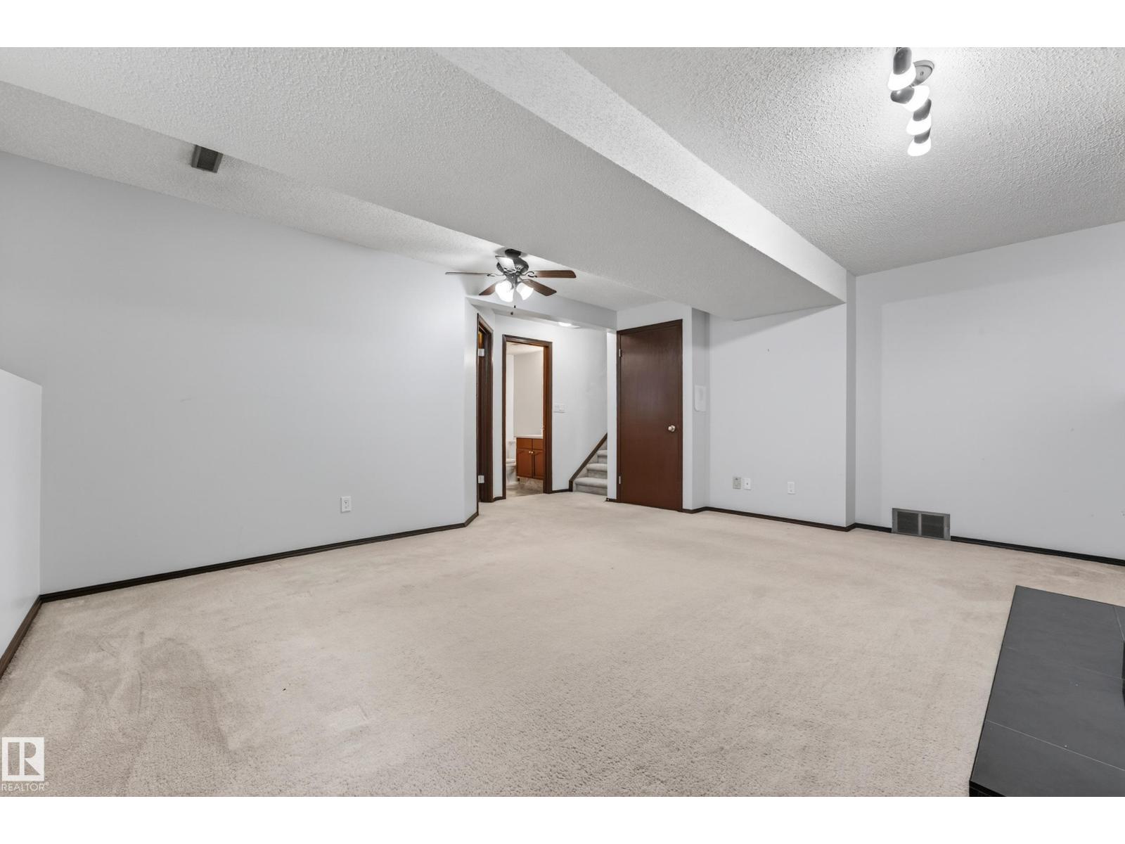 18351 77 Av Nw Property Photo 41