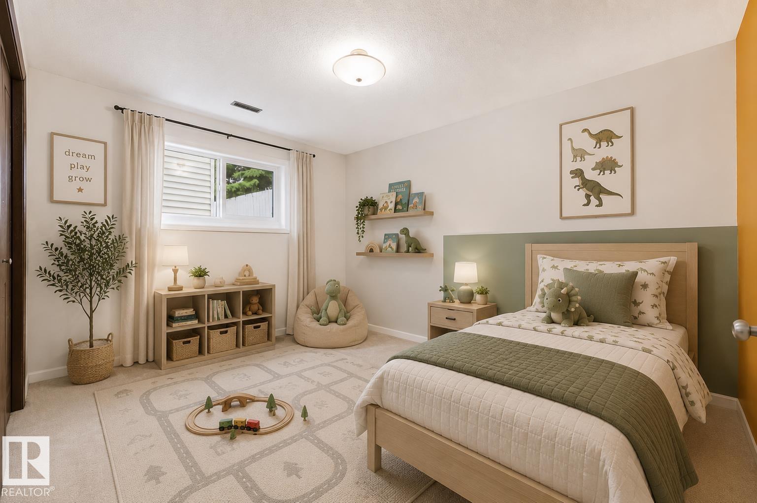 18351 77 Av Nw Property Photo 44