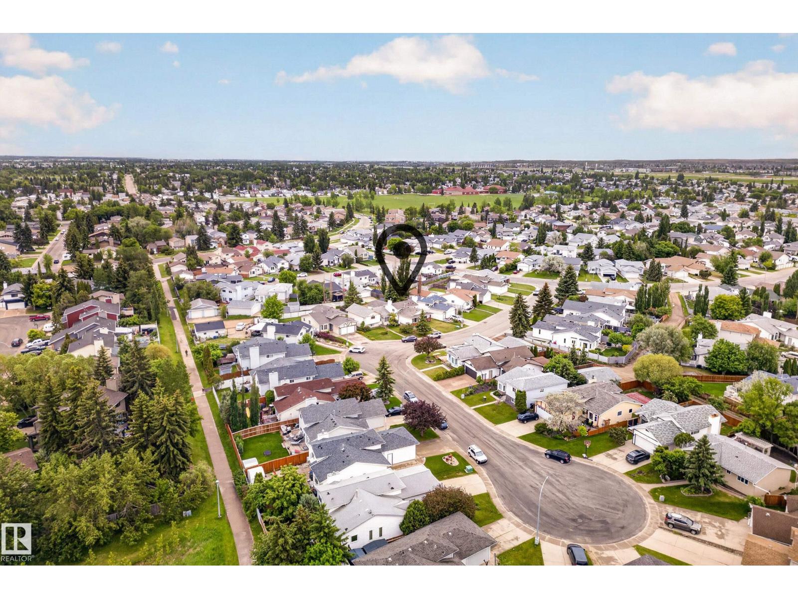 18351 77 Av Nw Property Photo 47