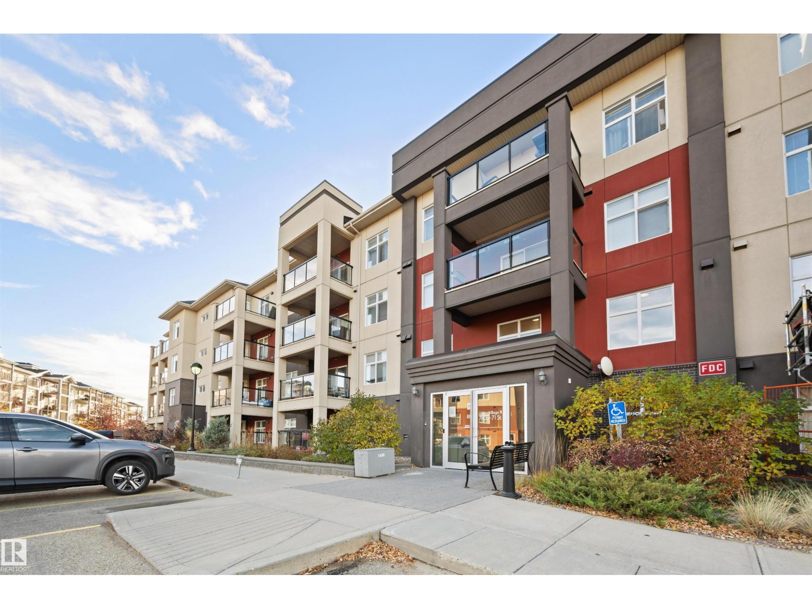 #158 7805 71 ST NW Property Photo 1