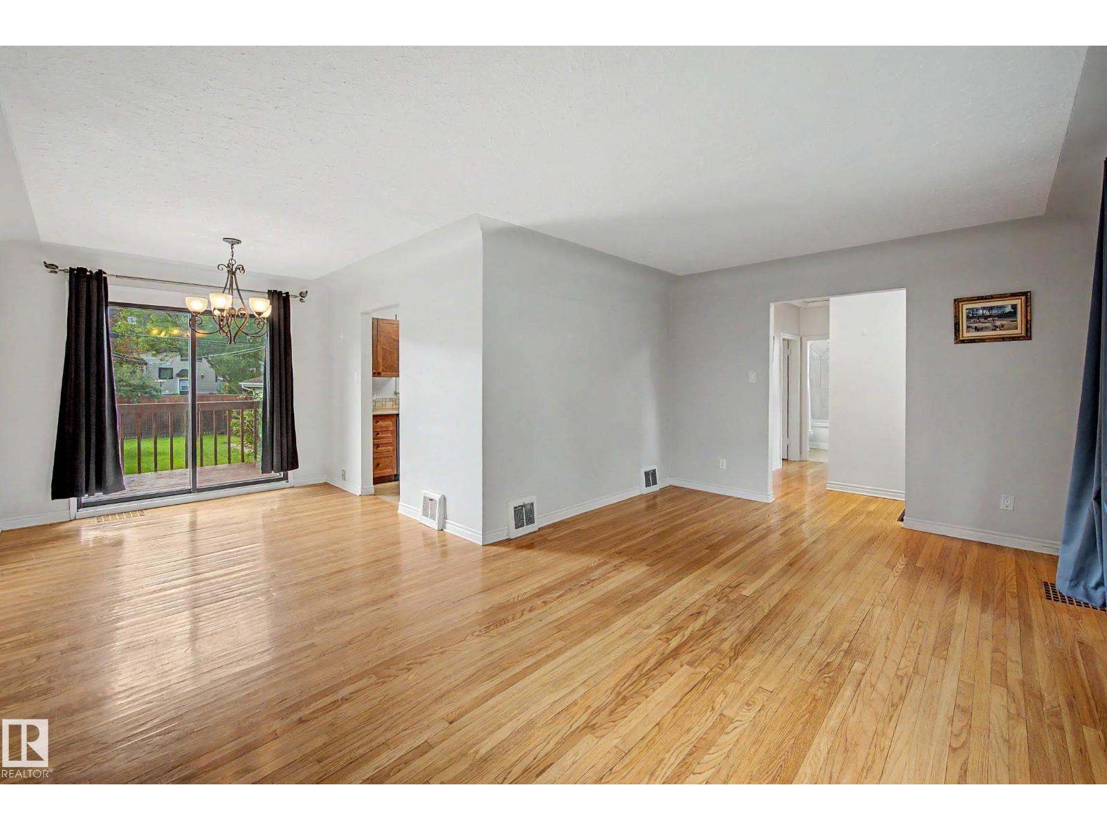 10830 138 St Nw Property Photo 7