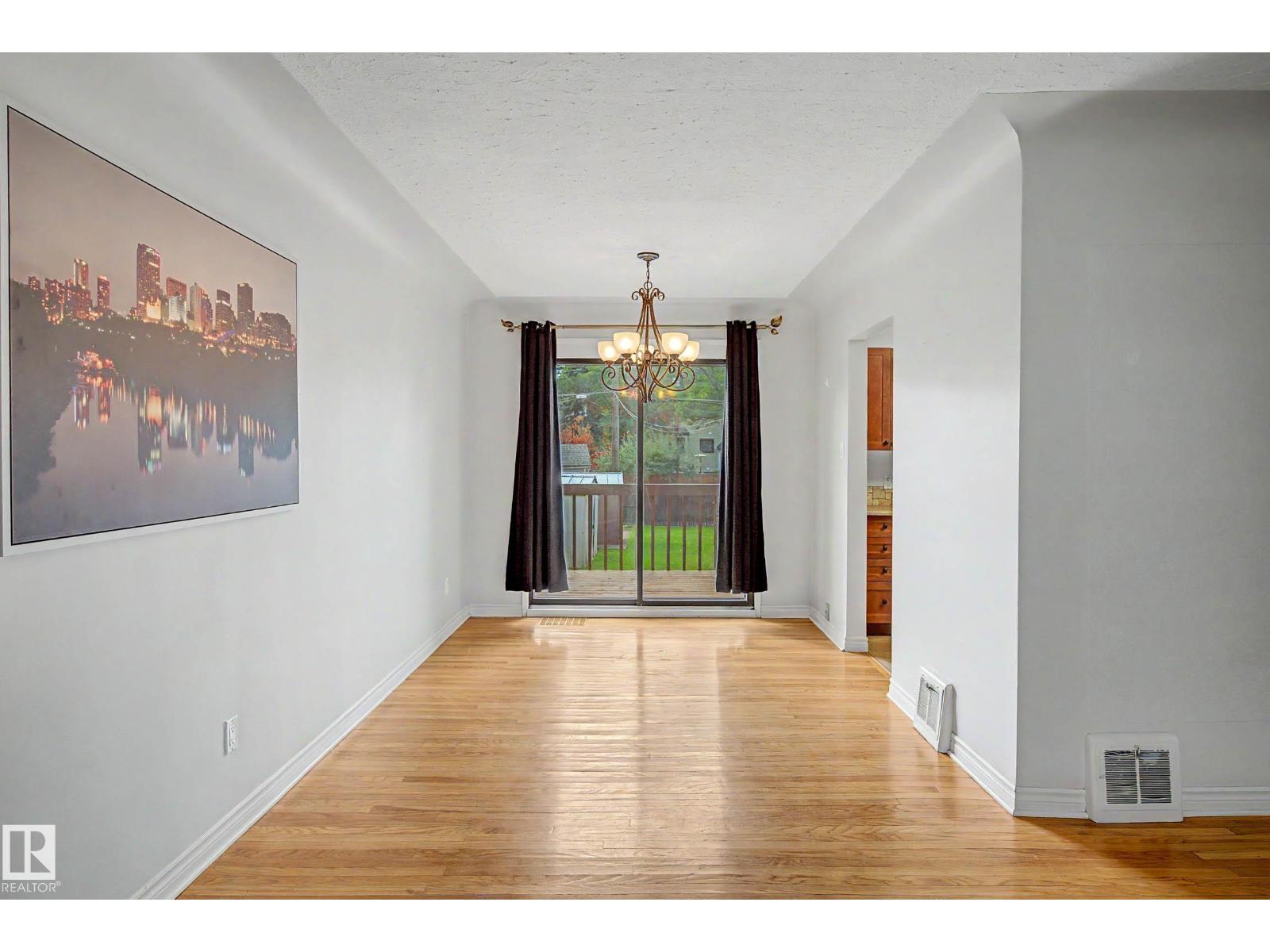 10830 138 St Nw Property Photo 8