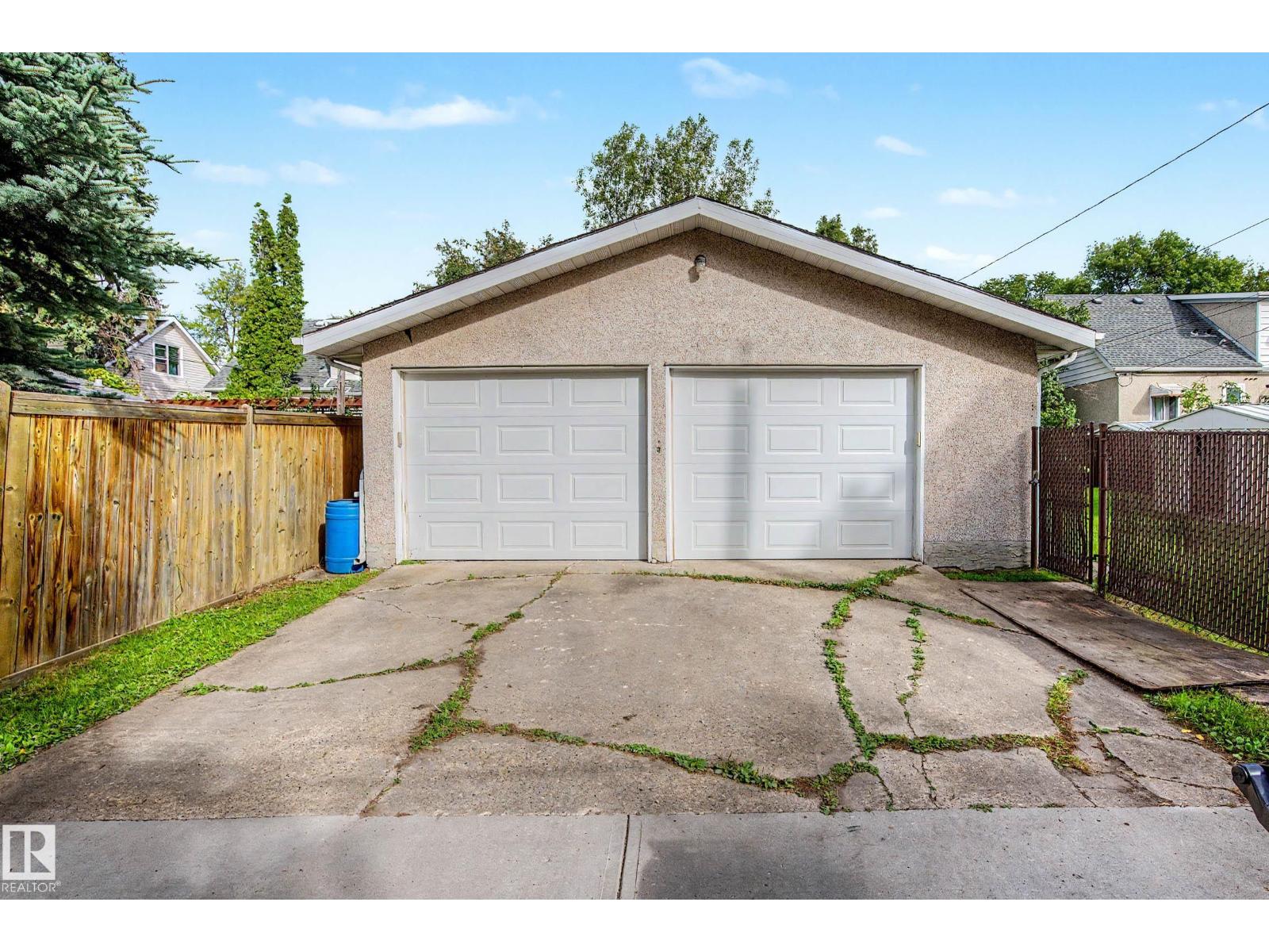 10830 138 St Nw Property Photo 44