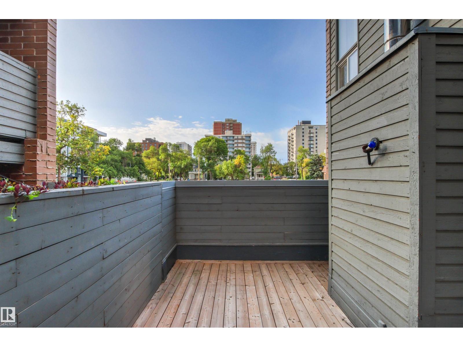 #7 10032 113 St Nw Property Photo 26