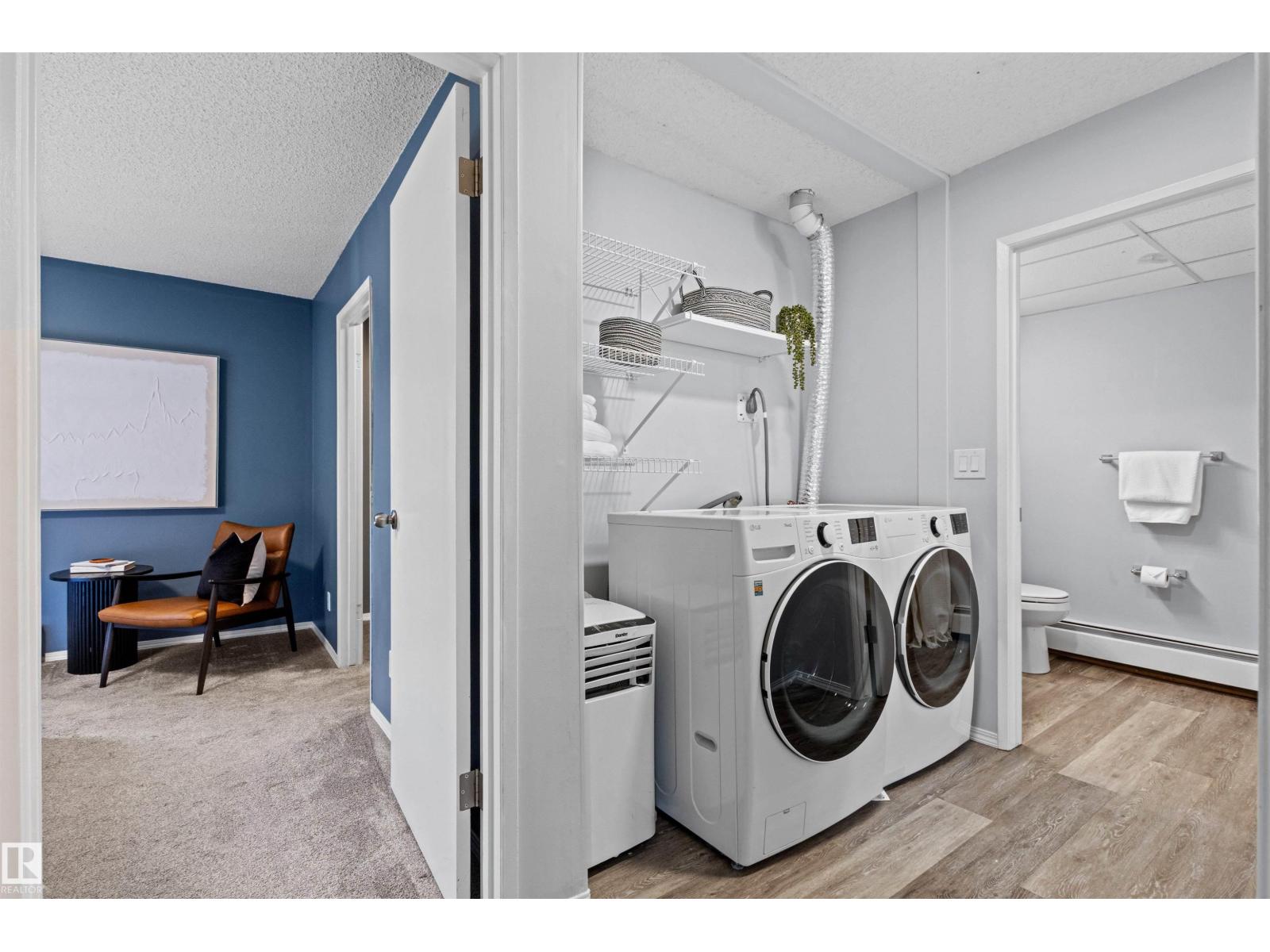 #7 10032 113 St Nw Property Photo 37