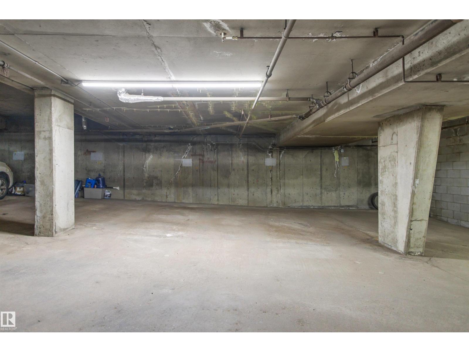 #7 10032 113 St Nw Property Photo 55