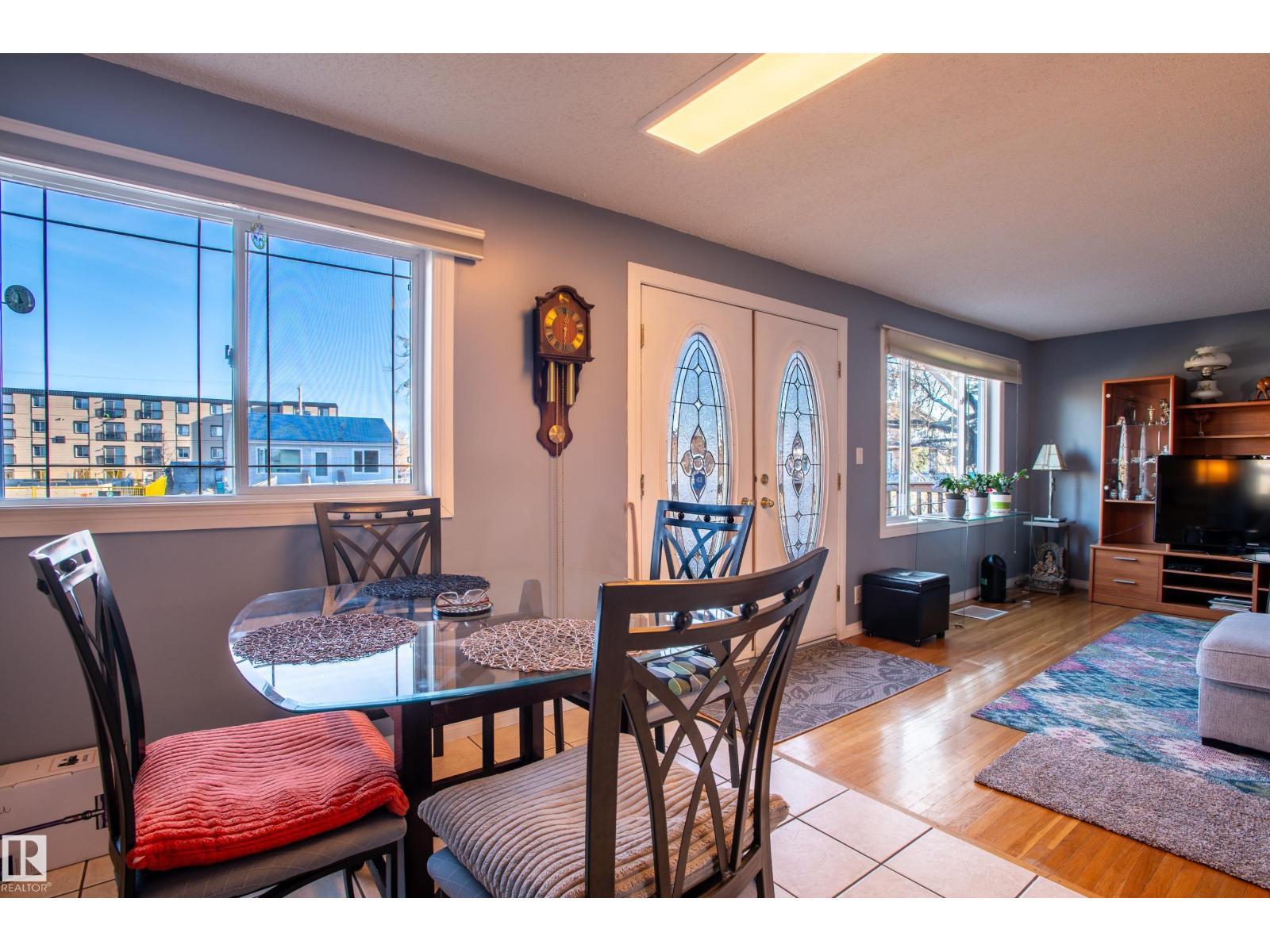 10532 157 St Nw Property Photo 12