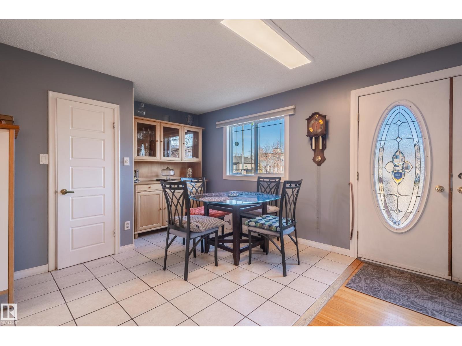 10532 157 St Nw Property Photo 13