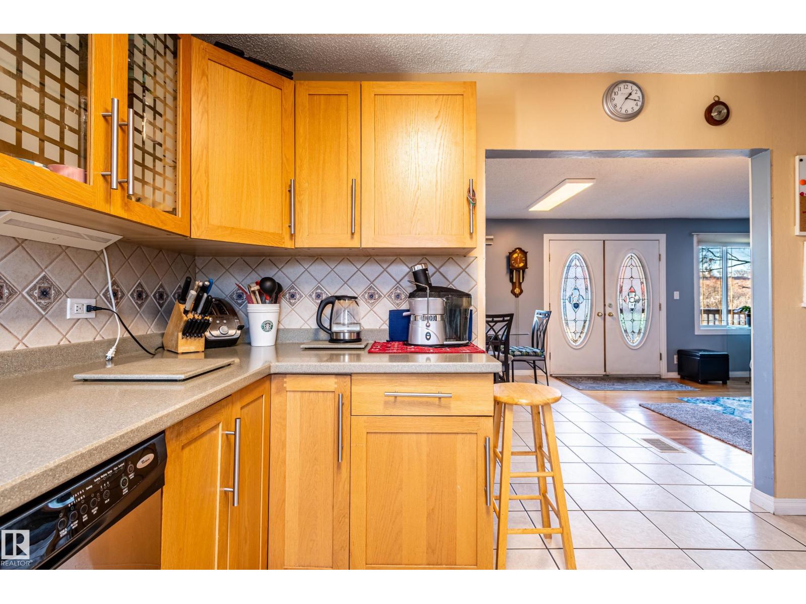 10532 157 St Nw Property Photo 20