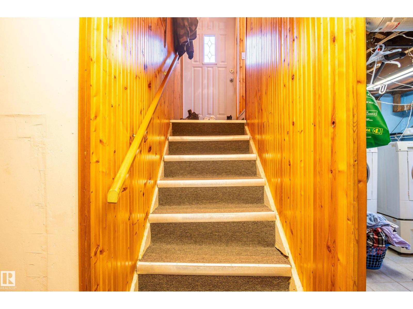 10532 157 St Nw Property Photo 32