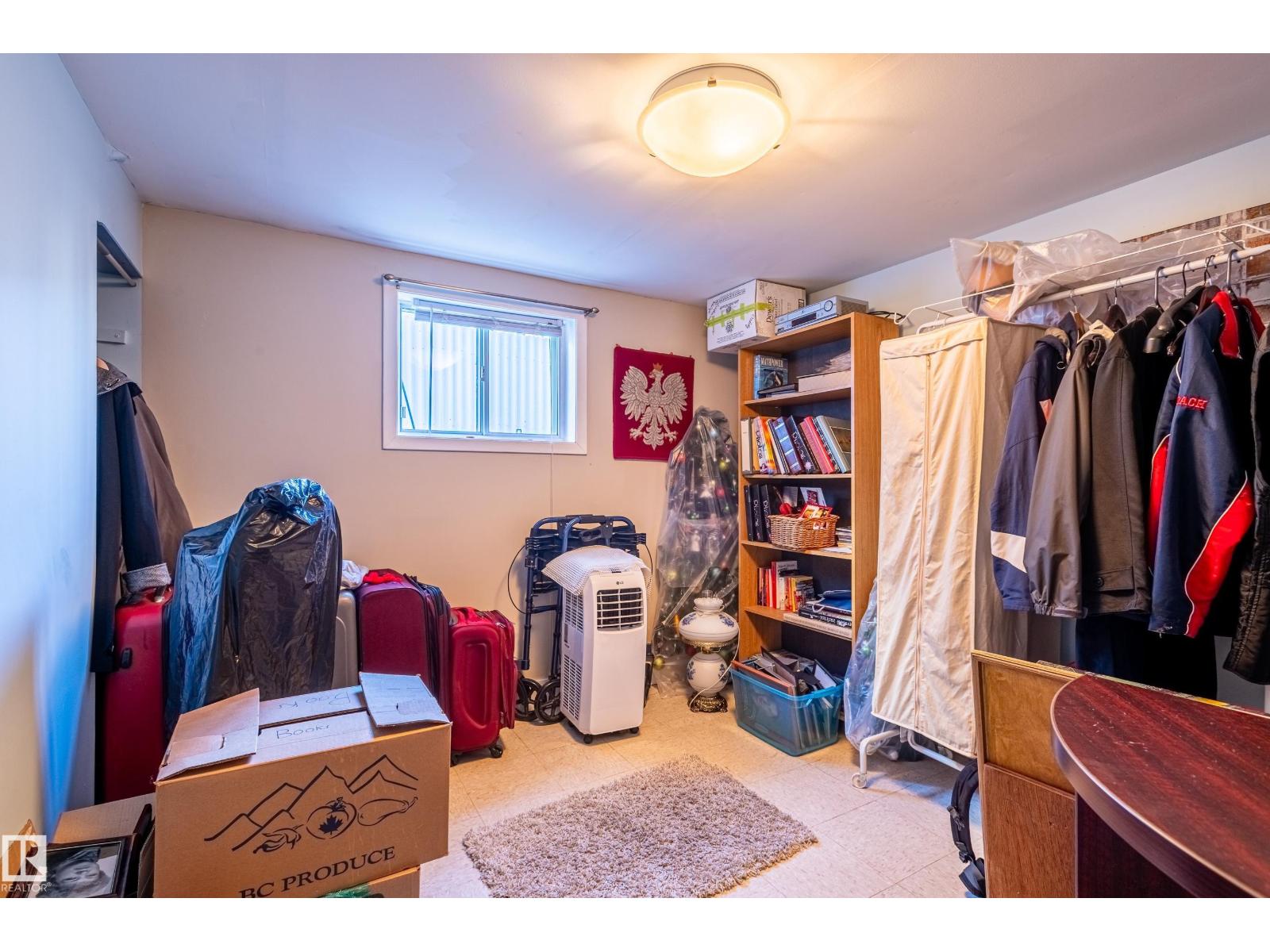 10532 157 St Nw Property Photo 38