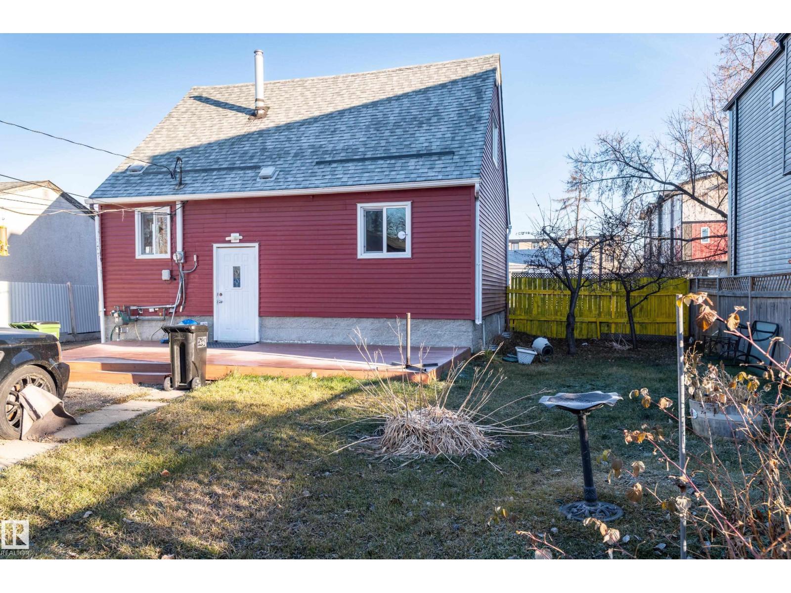 10532 157 St Nw Property Photo 41