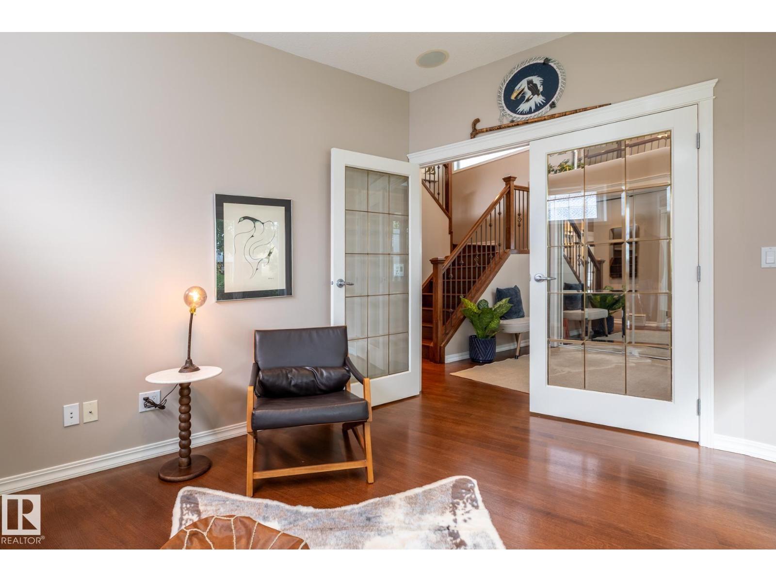 11122 52 St Nw Property Photo 9