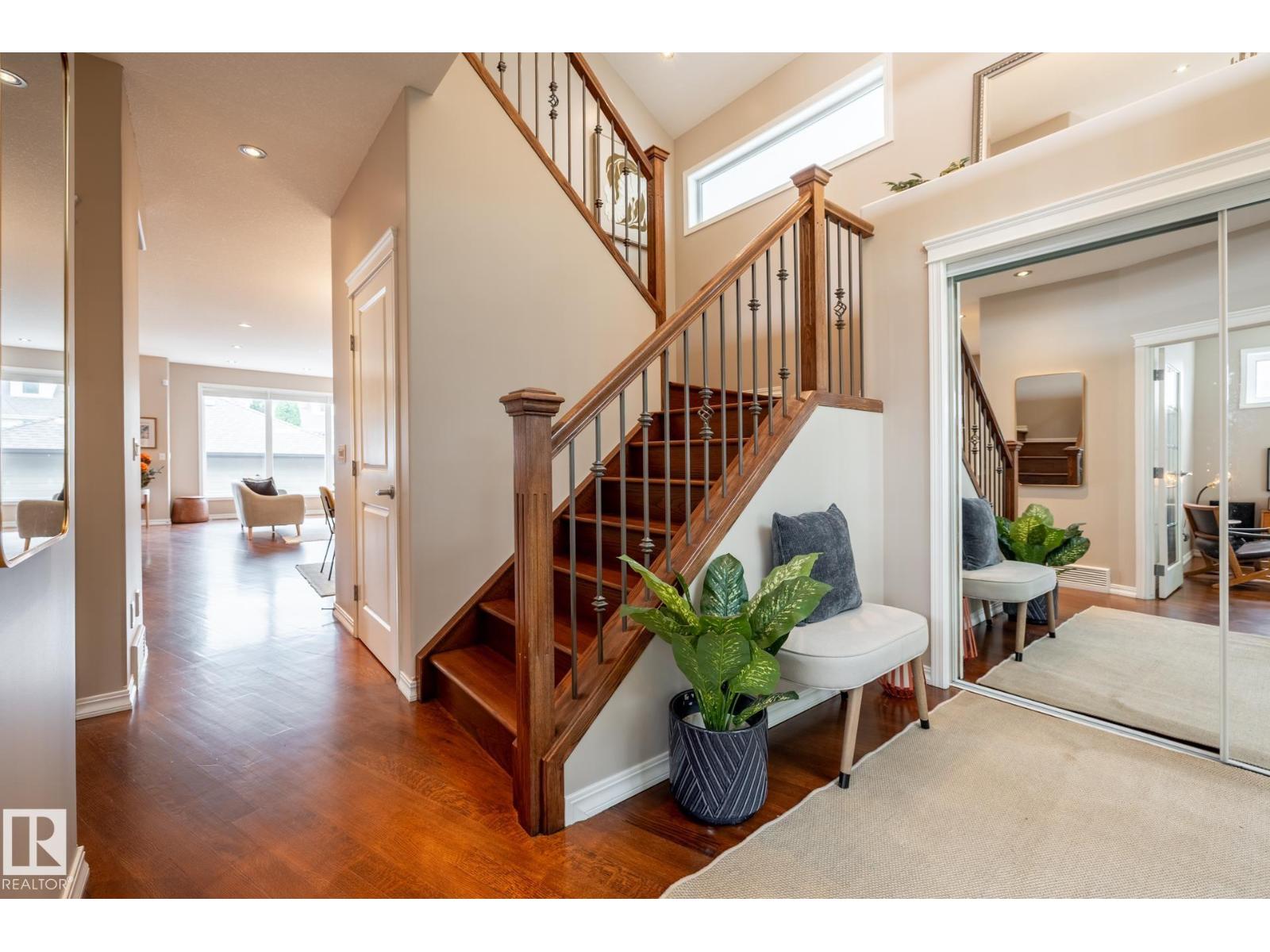 11122 52 St Nw Property Photo 10