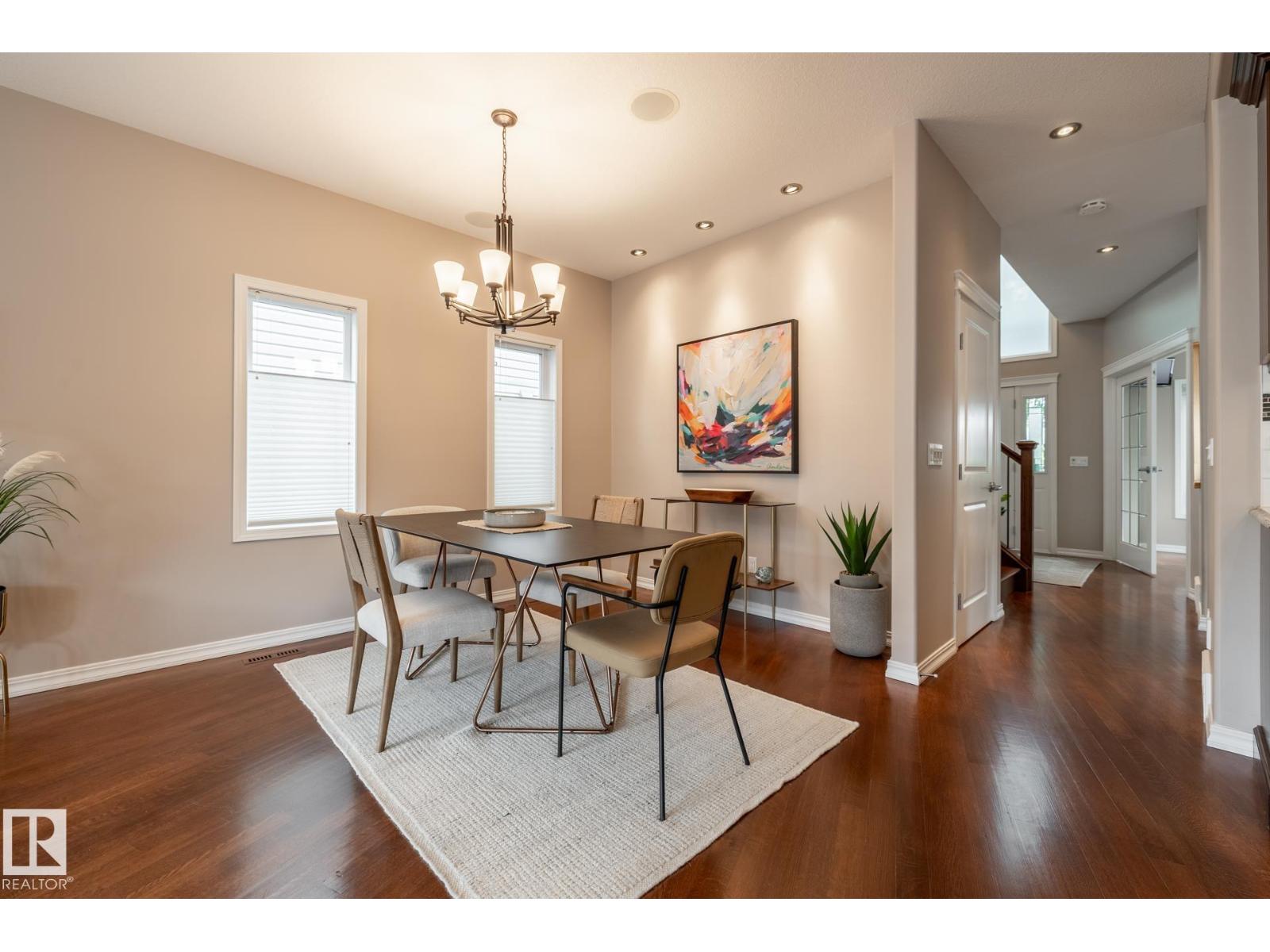 11122 52 St Nw Property Photo 12