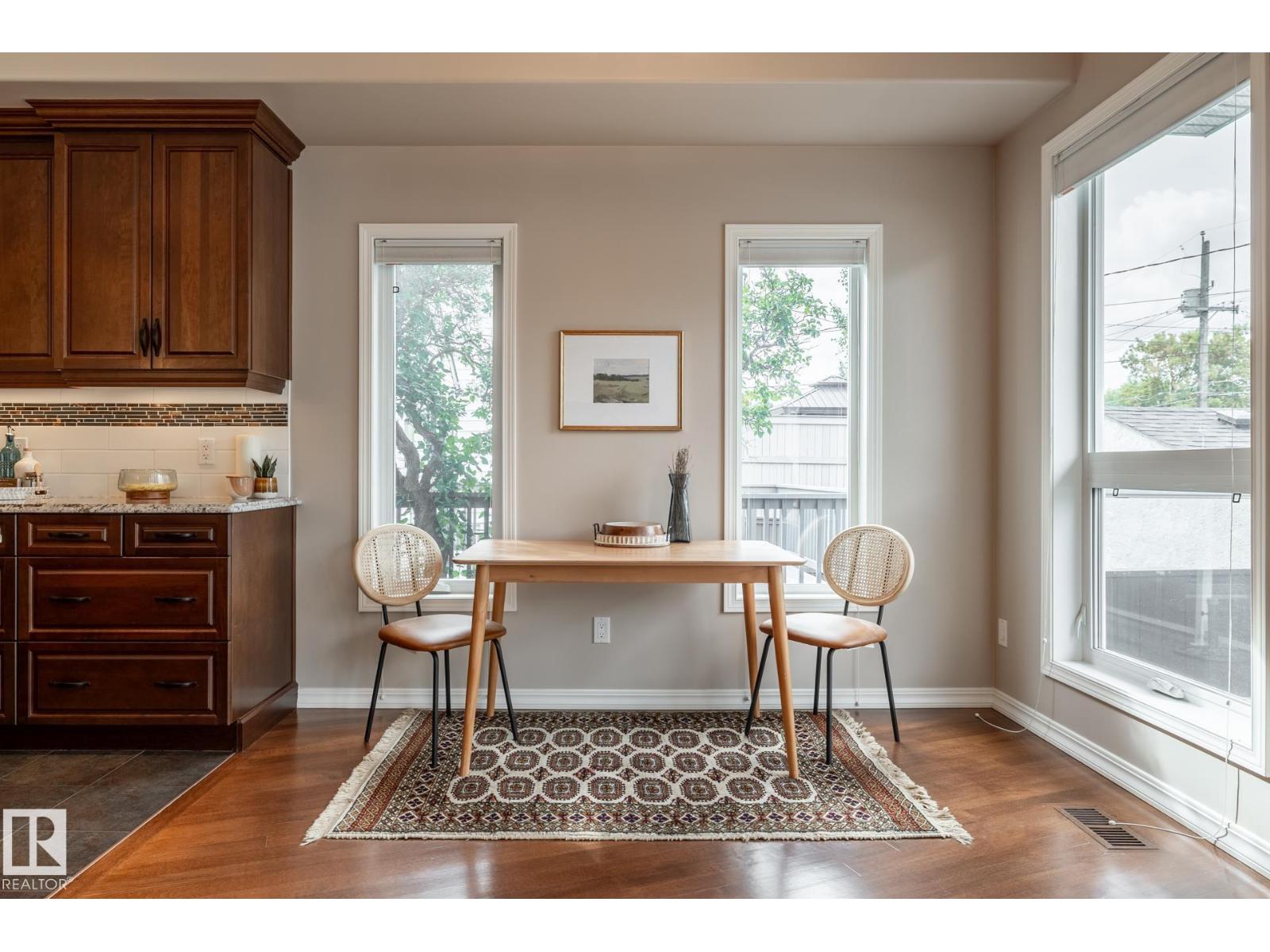 11122 52 St Nw Property Photo 19
