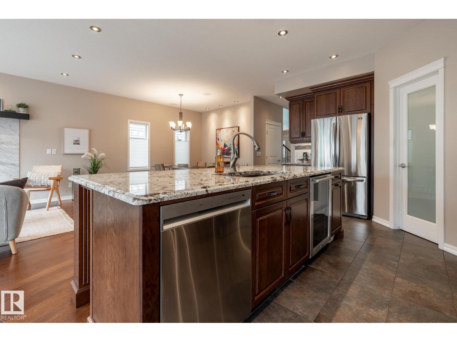 11122 52 St Nw Property Photo 25