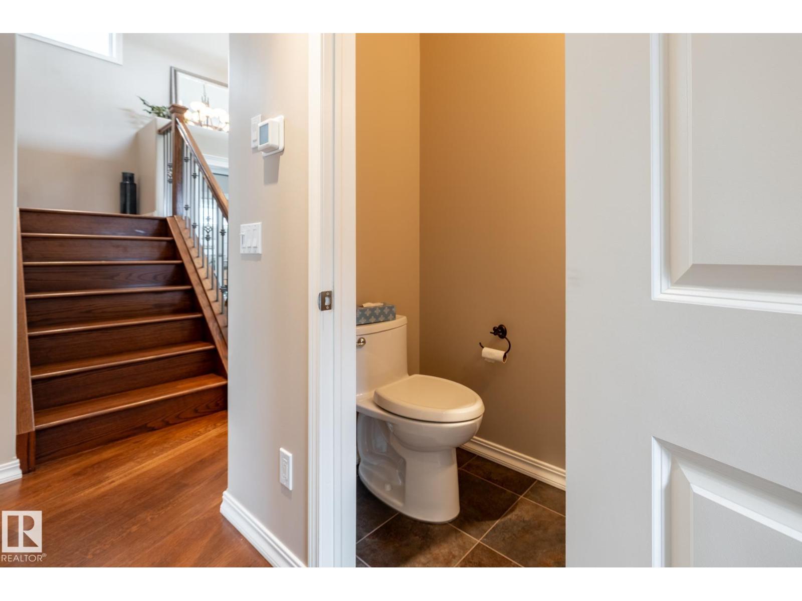 11122 52 St Nw Property Photo 30