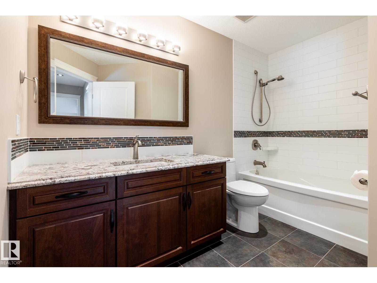 11122 52 St Nw Property Photo 36