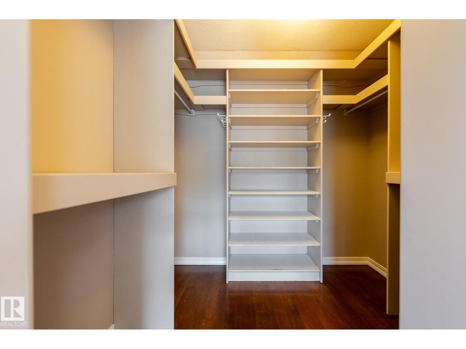 11122 52 St Nw Property Photo 42