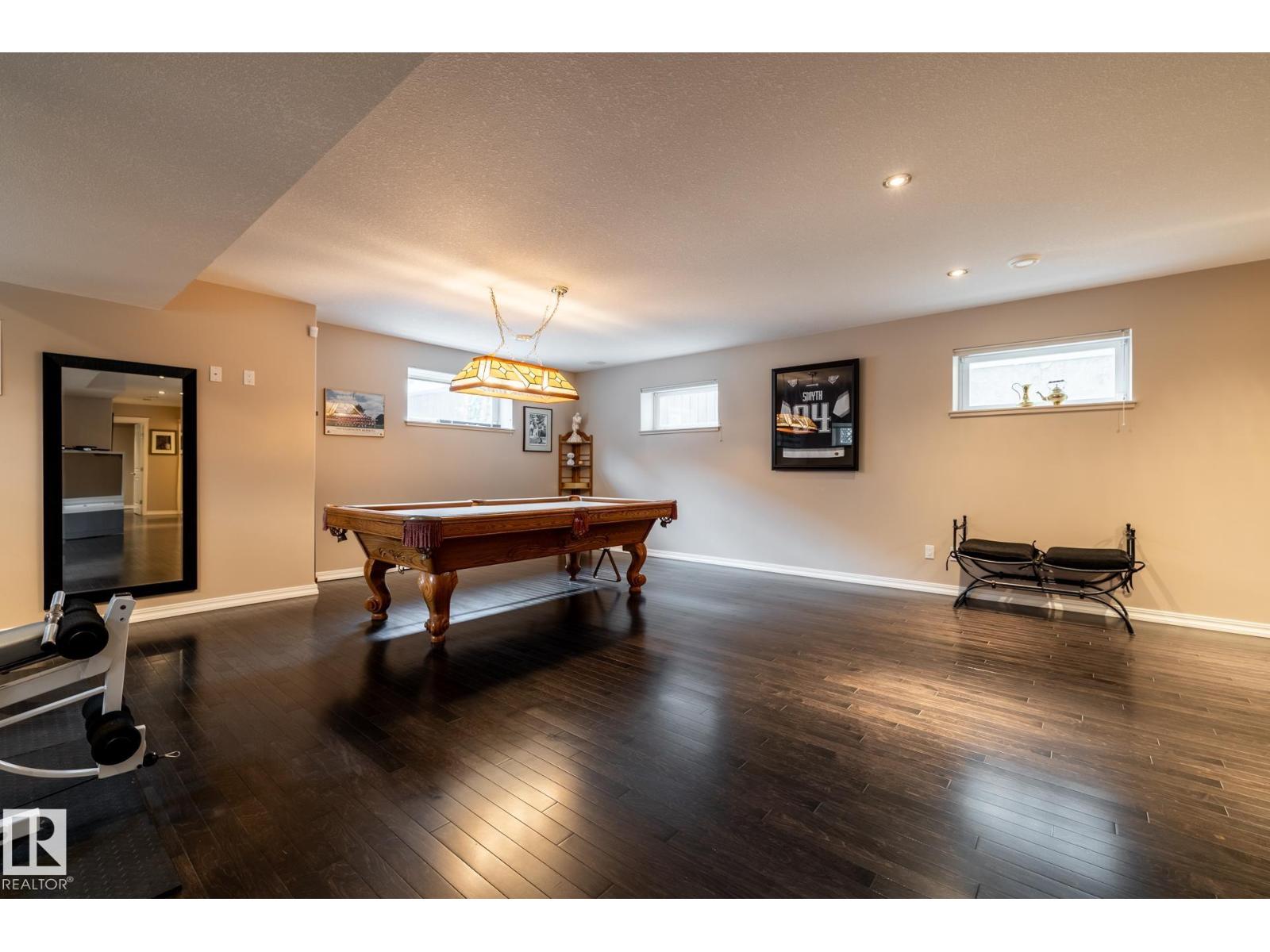 11122 52 St Nw Property Photo 46