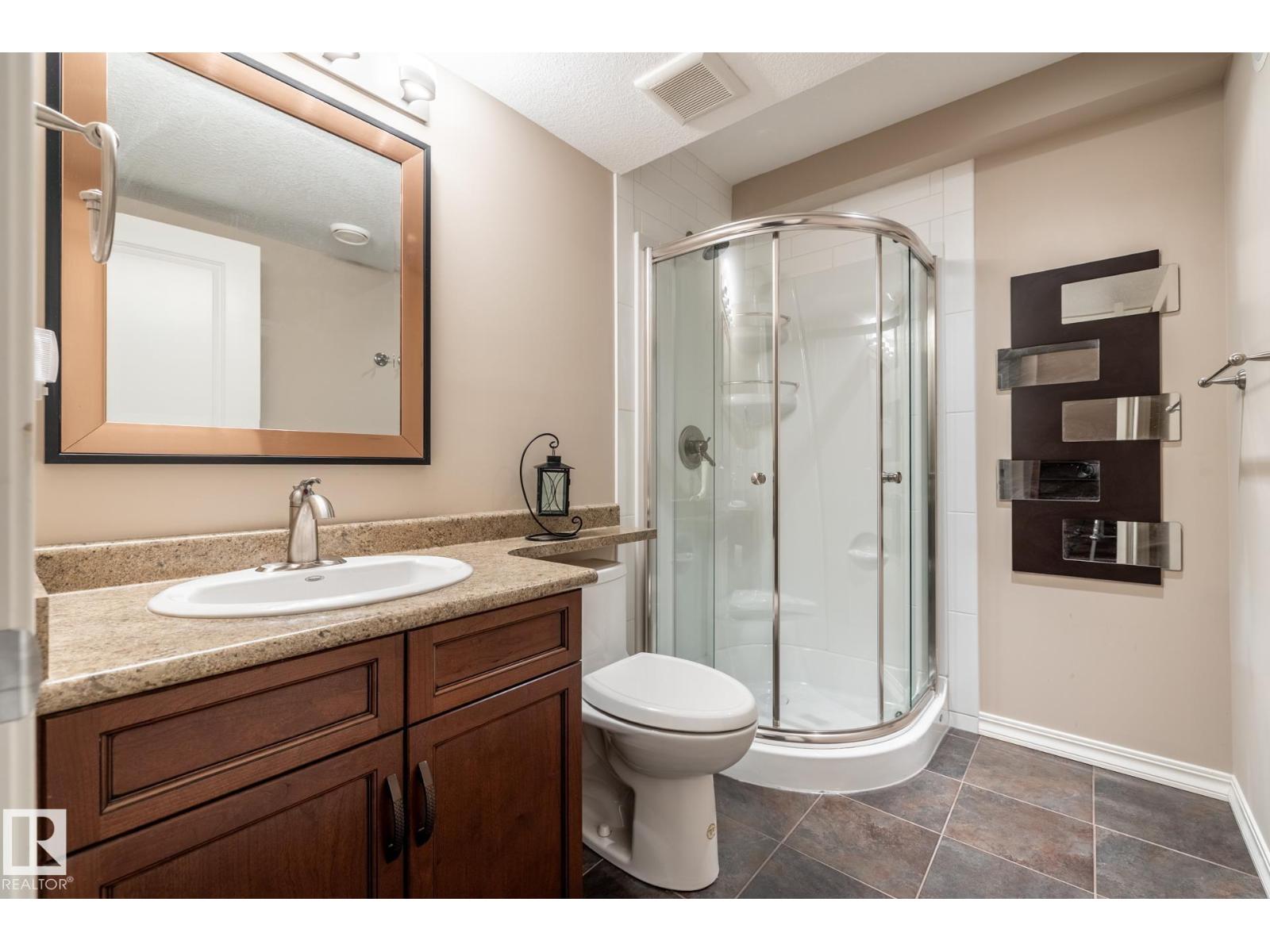 11122 52 St Nw Property Photo 49