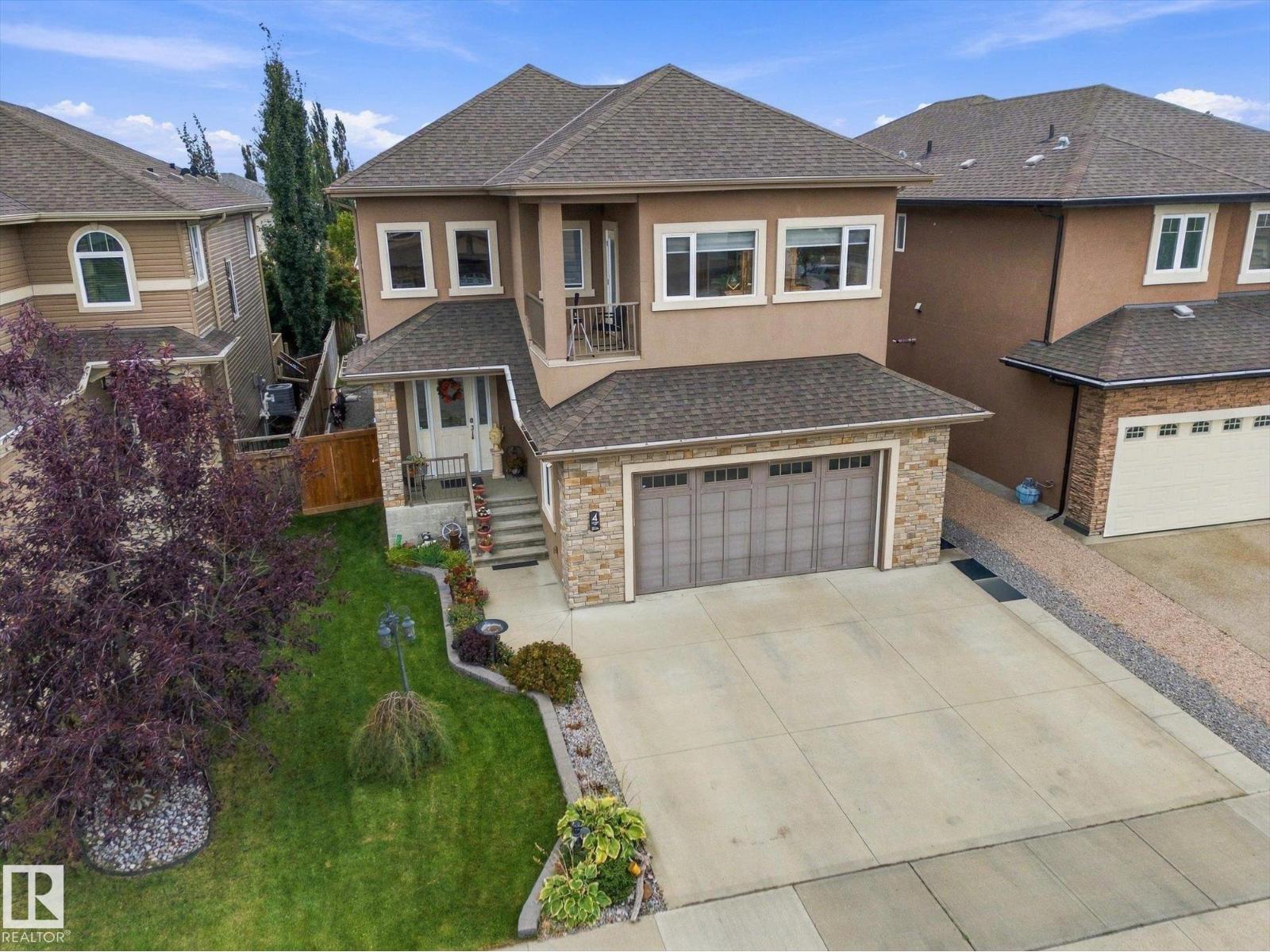 4 LAKESHORE CV Property Photo 1