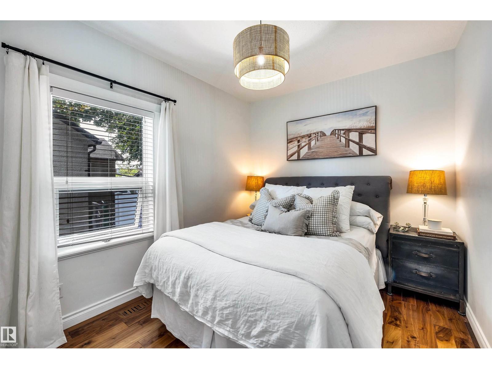 5021 49 Av Property Photo 12