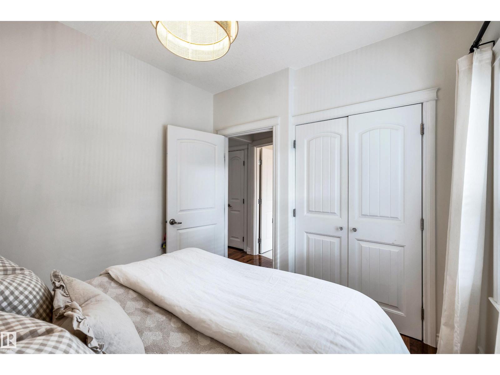 5021 49 Av Property Photo 13