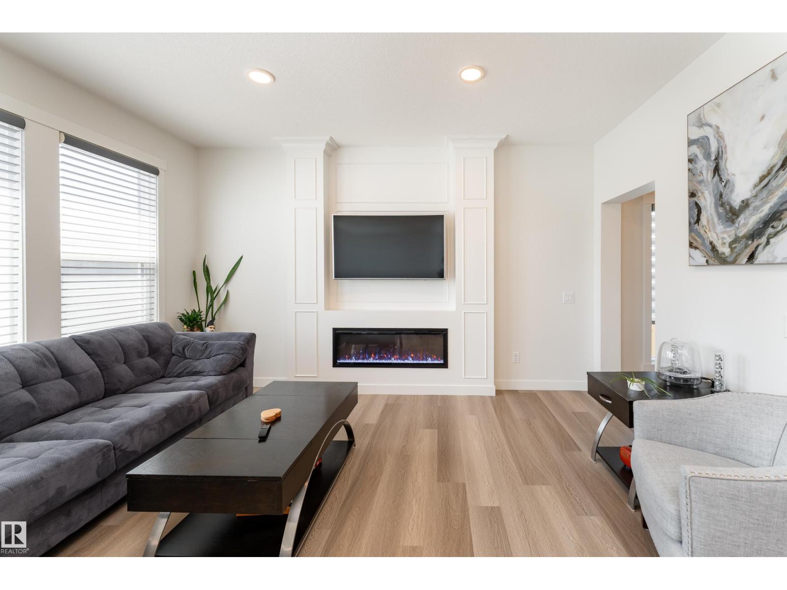 9119 183 Av Nw Property Photo 8