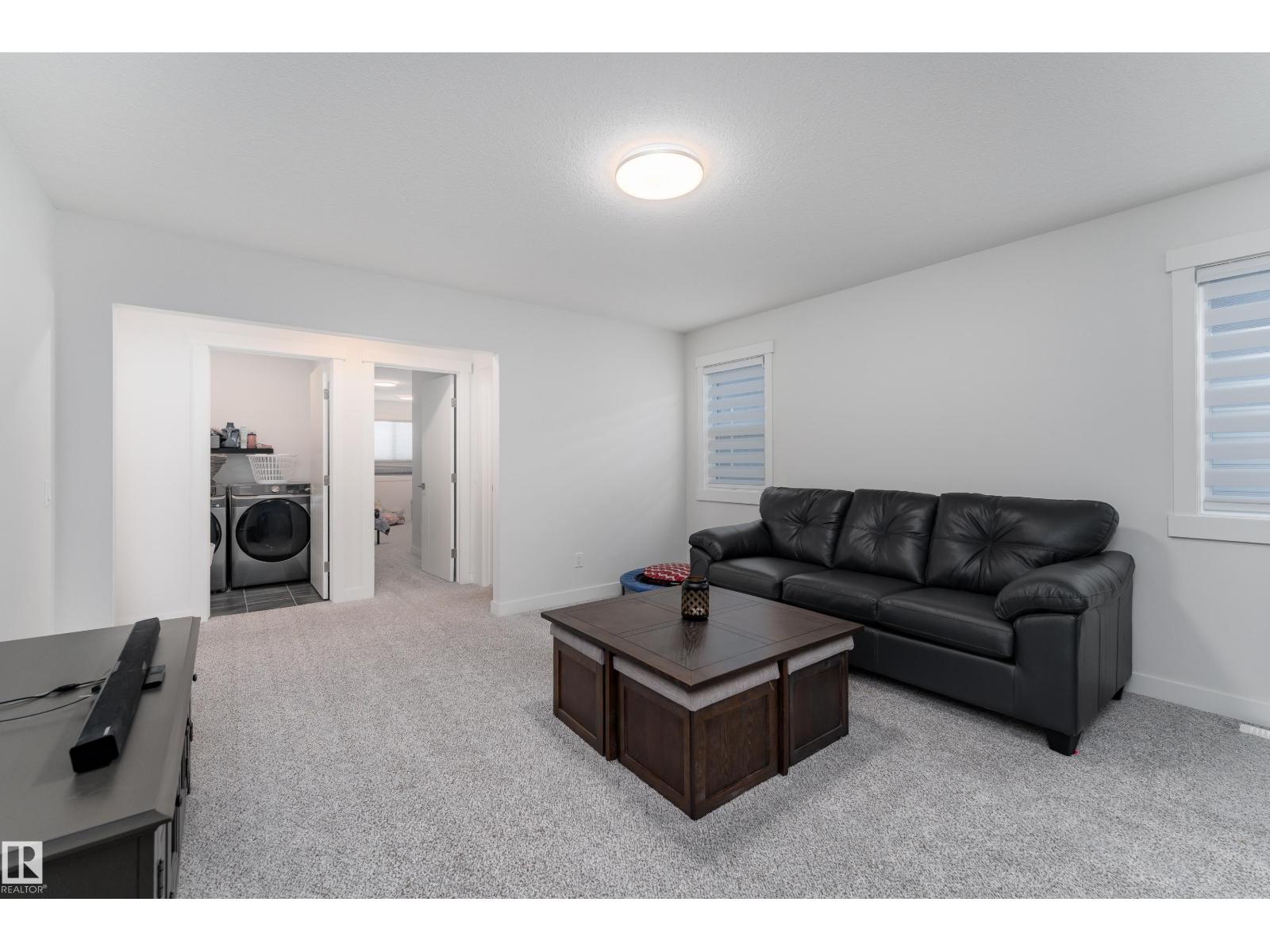 9119 183 Av Nw Property Photo 27